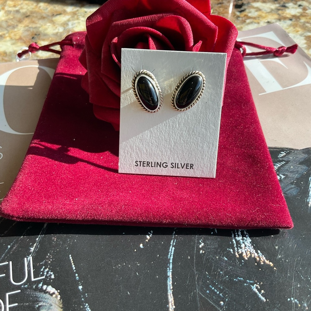 Sterling Silver Black Onyx Navajo Made Earrings - Picture 4 of 9